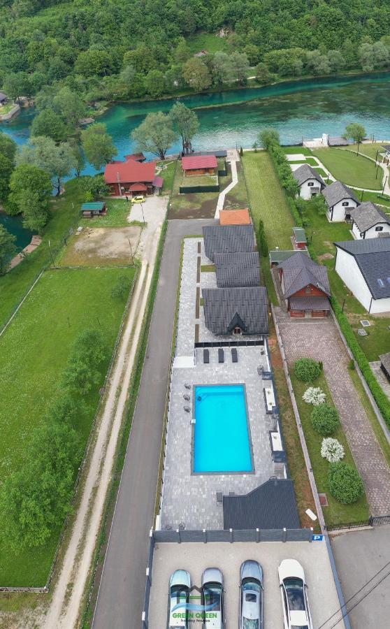 Holiday Houses Green Queen Bihac Exterior photo